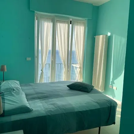 Ocean View With Fast Wi-fi And Elevator To Town Holiday home